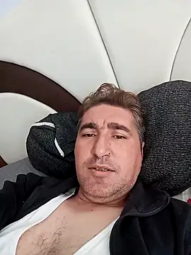 Snapshot of mert0359 chatting on 28, 10, 2025 mert0359 online show from 28, 10, 2025