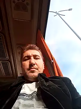 Snapshot of mert0359 chatting on 1, 11, 2025 mert0359 online show from 1, 11, 2025