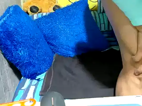 xxloveheart online show from 13, 3, 2026