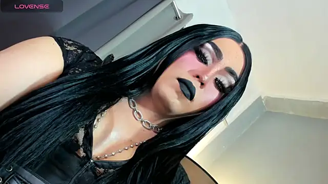 MagnaCumLoader17 online show from 8, 10, 2025