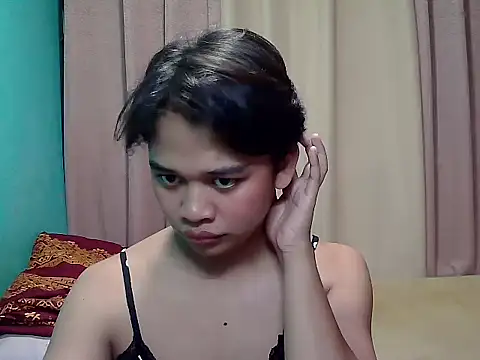 Snapshot of pinaymorena_zeinab chatting on 14, 7, 2026 pinaymorena zeinab online show from 14, 7, 2026