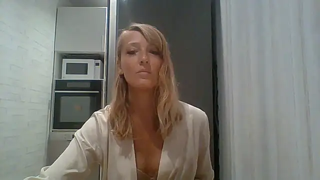 Vexxaa online show from 10, 10, 2025