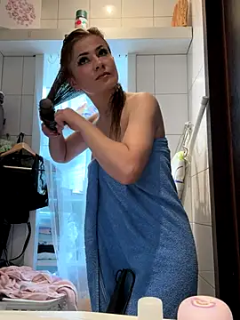 Snapshot of IsabellaEtha chatting on 1, 10, 2025 IsabellaEtha online show from 1, 10, 2025