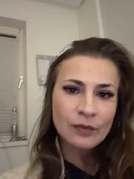 Snapshot of IsabellaEtha chatting on 25, 11, 2025 IsabellaEtha online show from 25, 11, 2025