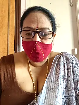 Snapshot of heera-rani chatting on 17, 9, 2025 heera-rani online show from 17, 9, 2025