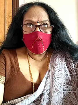 Snapshot of heera-rani chatting on 19, 9, 2025 heera-rani online show from 19, 9, 2025