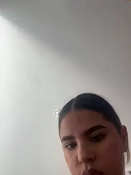Snapshot of Ye_si chatting on 25, 9, 2025 Ye si online show from 25, 9, 2025