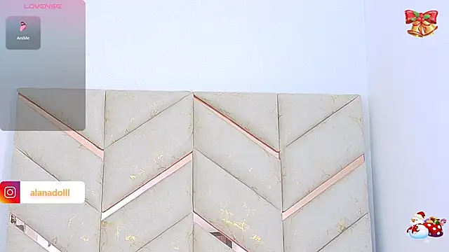 Snapshot of AlanaDoll chatting on 20, 12, 2025 AlanaDoll online show from 20, 12, 2025