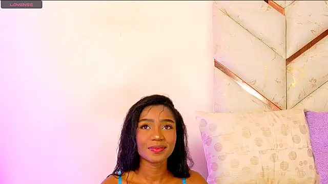 Snapshot of AlanaDoll chatting on 13, 6, 2026 AlanaDoll online show from 13, 6, 2026