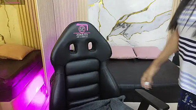Lexy tay online show from 28, 5, 2026