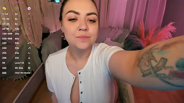 ashton heidii online show from 10, 11, 2025