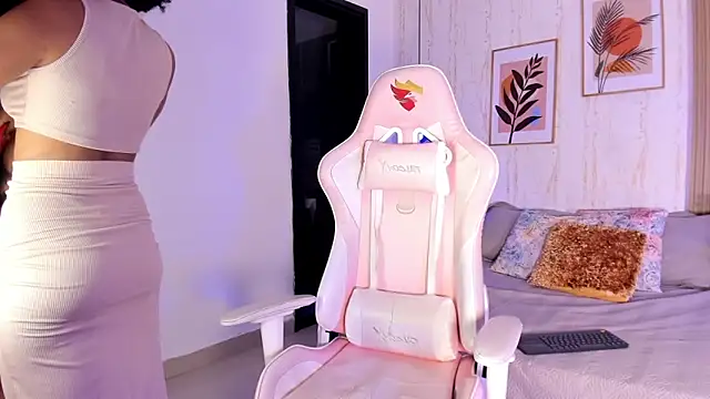 Ayleen Dunkan online show from 15, 11, 2025