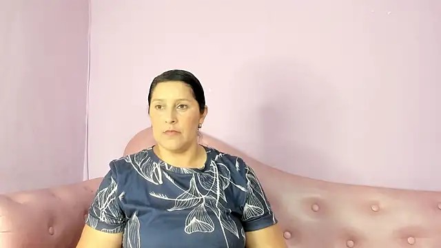 KikaDuque online show from 15, 5, 2026