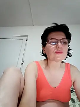 Vera Elle online show from 25, 11, 2025