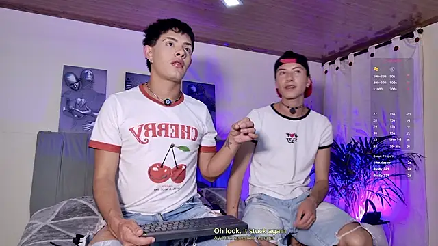 Snapshot of tivendann chatting on 3, 2, 2026 tivendann online show from 3, 2, 2026