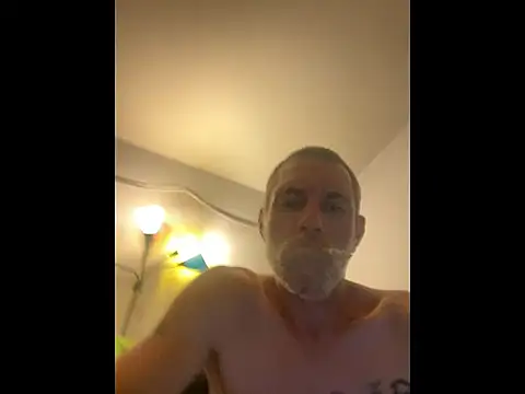 Snapshot of jarjar83 chatting on 7, 7, 2026 jarjar83 online show from 7, 7, 2026