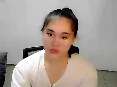 Annierose ts online show from 4, 11, 2025