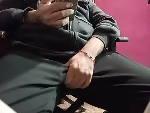 BabyBearMilk online show from 10, 4, 2026