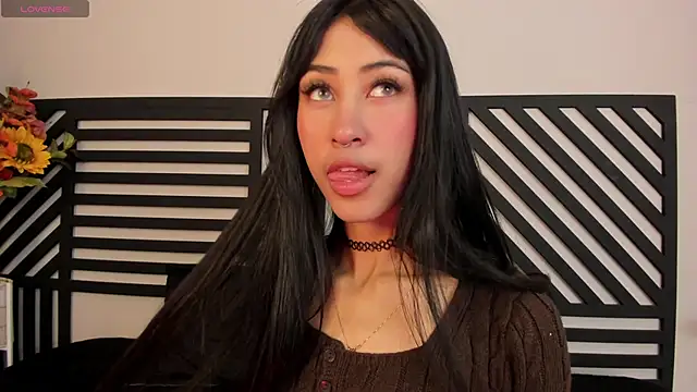 Snapshot of princess_ivy_ chatting on 23, 9, 2025 princess ivy online show from 23, 9, 2025