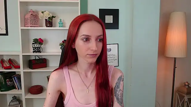 Julia Jae online show from 19, 9, 2025