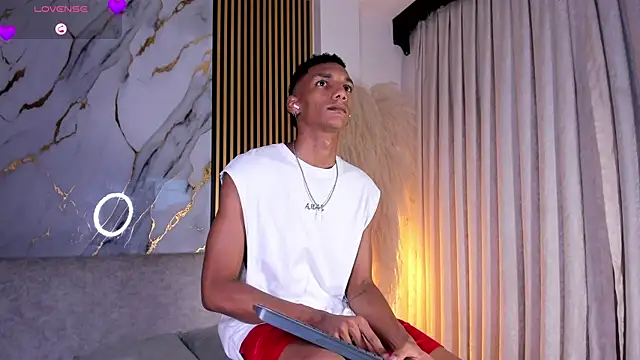 JulienSaint online show from 2, 3, 2026