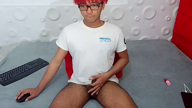 felipecams123 online show from 3, 12, 2025