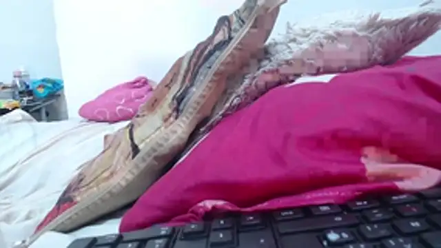 sofiasims online show from 10, 3, 2026