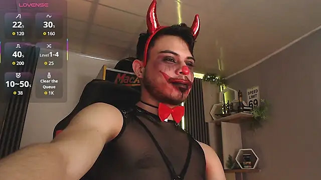 Bastian MCcormick online show from 31, 10, 2025