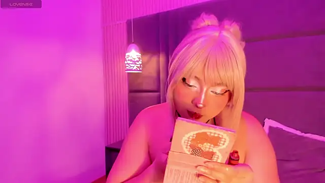 SamanthaaReed online show from 30, 10, 2025