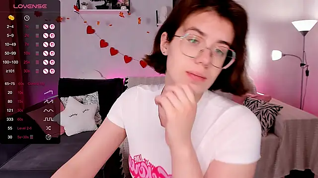 BellaCaress online show from 28, 11, 2025