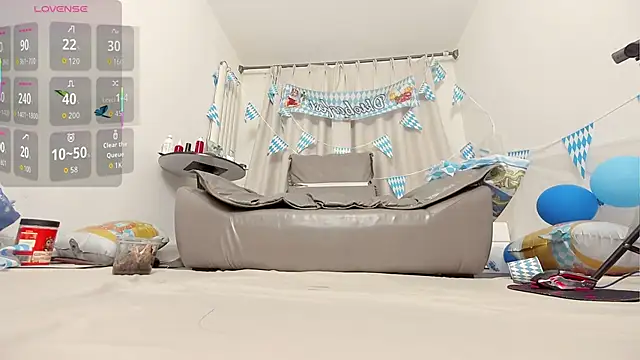 Snapshot of fox-yiyi chatting on 22, 9, 2025 fox-yiyi online show from 22, 9, 2025