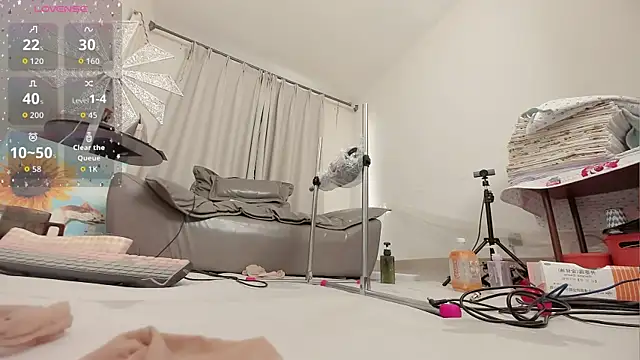 Snapshot of fox-yiyi chatting on 11, 11, 2025 fox-yiyi online show from 11, 11, 2025