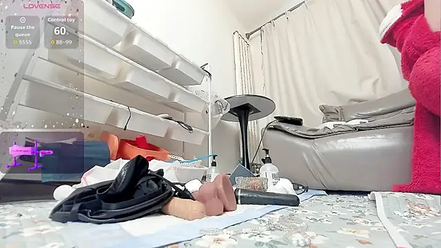 fox-yiyi online show from 23, 2, 2026