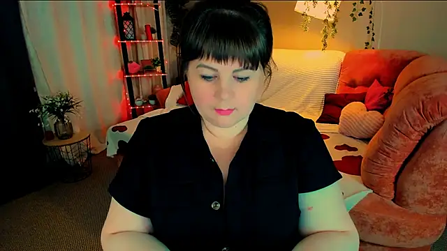 Snapshot of CrystaalStaar chatting on 6, 6, 2026 CrystaalStaar online show from 6, 6, 2026