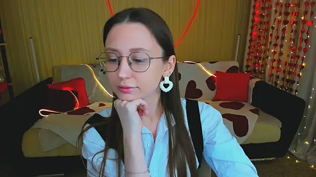 YourLovellyStory online show from 12, 2, 2026