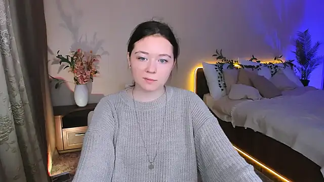 AlluringLookk online show from 20, 9, 2025