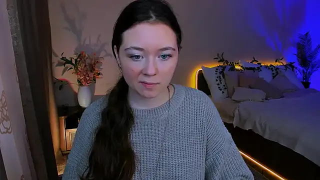 AlluringLookk online show from 21, 9, 2025