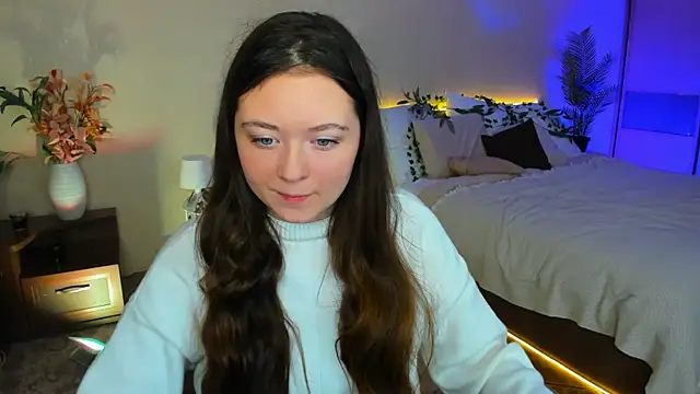 AlluringLookk online show from 1, 10, 2025