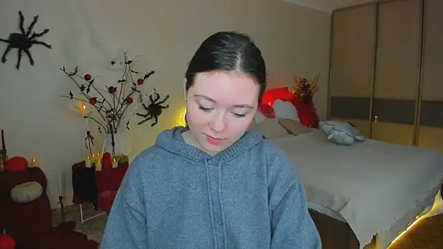 AlluringLookk online show from 25, 10, 2025