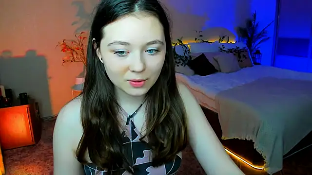 AlluringLookk online show from 26, 11, 2025