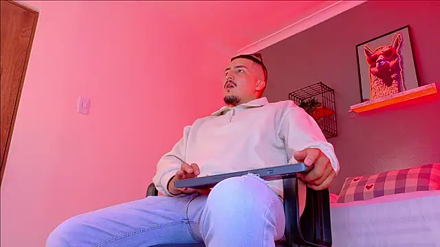 MrFox   online show from 14, 2, 2026