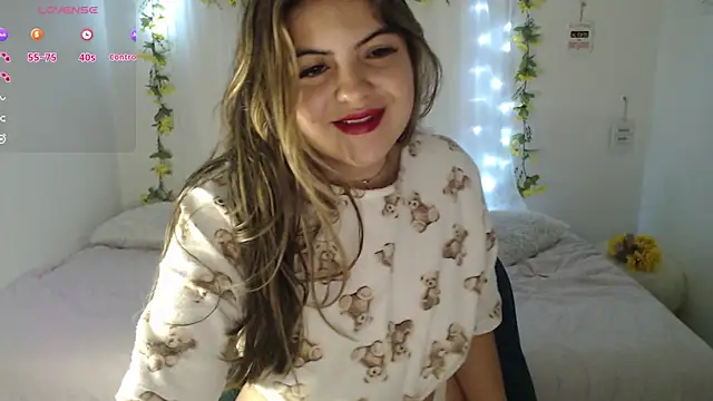 Snapshot of Alisson_5_ chatting on 7, 10, 2025 Alisson 5 online show from 7, 10, 2025