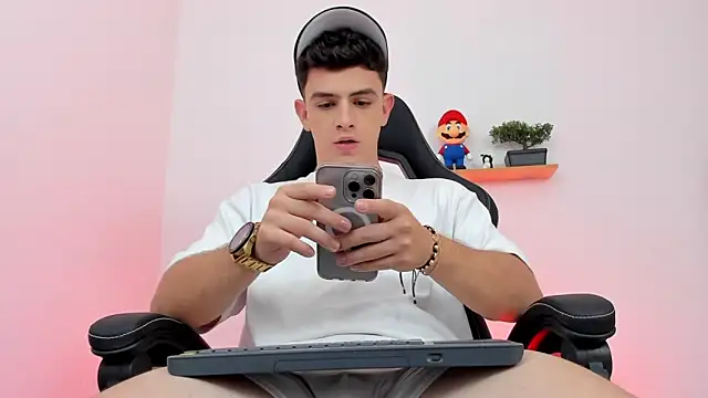 Mikecooper online show from 10, 2, 2026