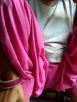Snapshot of Love-pari077 chatting on 7, 10, 2025 Love-pari077 online show from 7, 10, 2025