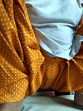 Love-pari077 online show from 17, 10, 2025