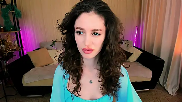 Snapshot of ChristinaConteeree chatting on 10, 9, 2025 ChristinaConteeree online show from 10, 9, 2025