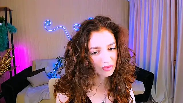 Snapshot of ChristinaConteeree chatting on 2, 10, 2025 ChristinaConteeree online show from 2, 10, 2025