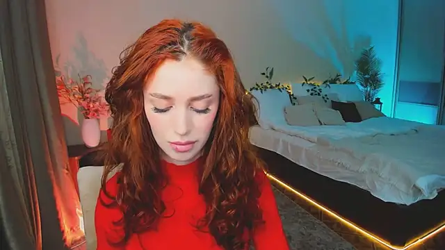 ChristinaConteeree online show from 10, 11, 2025