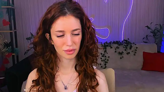 Snapshot of ChristinaConteeree chatting on 4, 6, 2026 ChristinaConteeree online show from 4, 6, 2026