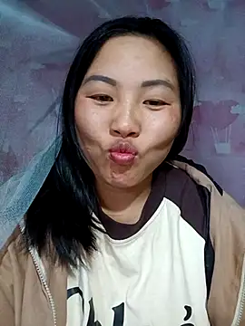 Love-Ly99 online show from 28, 11, 2025